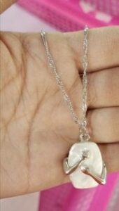 Square Pearl Heartstrings Necklace photo review